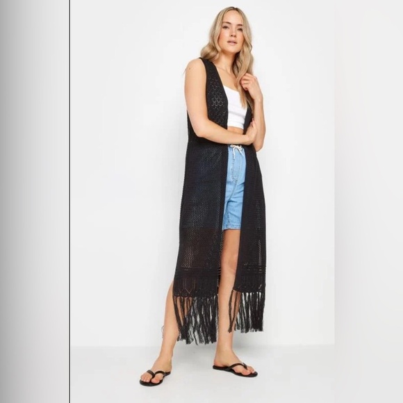 Travel Elements Tops - Travel Elements Black Sheer Knit Duster Vest Fringe Hem Boho Open Front L
